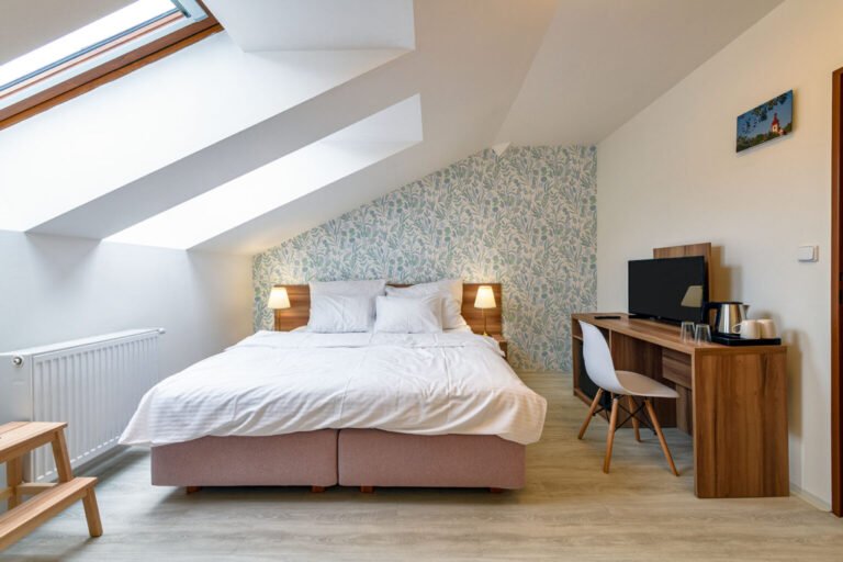 dbl hotel nadrazi pokoj 301