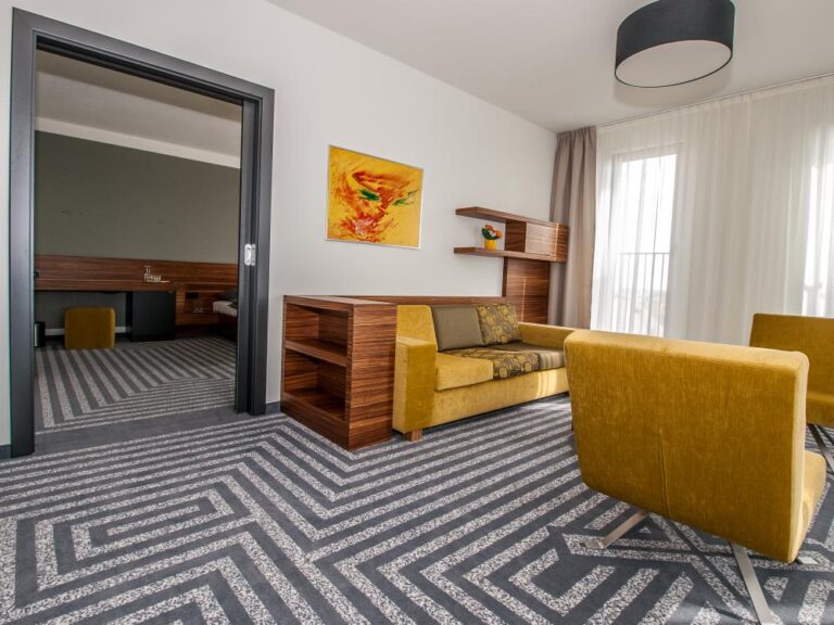 hotel99 apt president